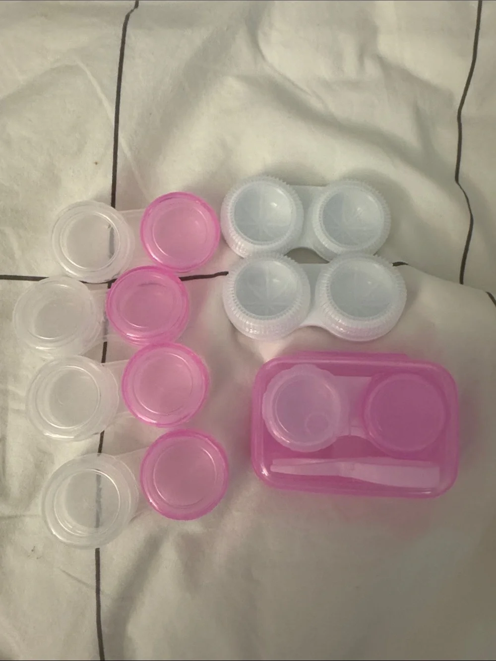Contact Lens Case Kit with Tweezers and Storage Pots - Pink